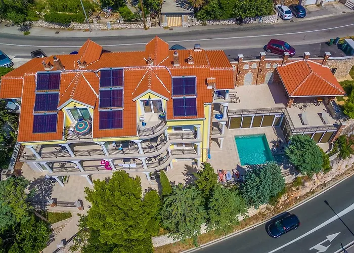 Palace Paulina Luxury *