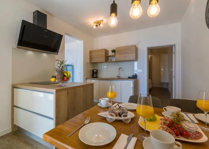 Lägenhet Palace Paulina Luxury Novi Vinodolski