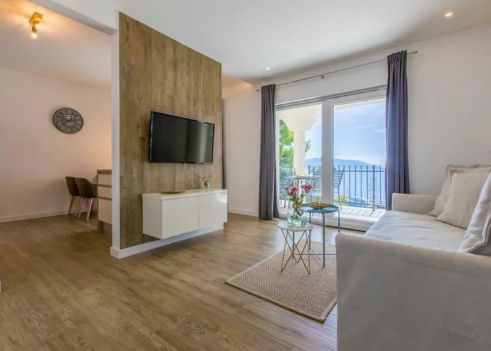 Palace Paulina Luxury Lägenhet Novi Vinodolski