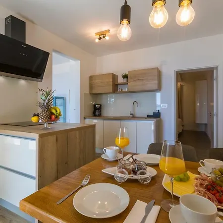 Apartment Palace Paulina Luxury Novi Vinodolski